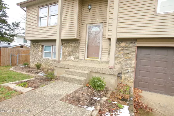 Louisville, KY 40299,9323 Willowwood WAY