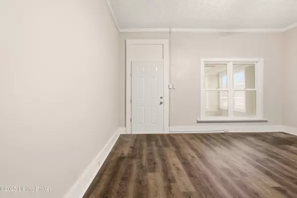 Louisville, KY 40203,818 S Hancock St