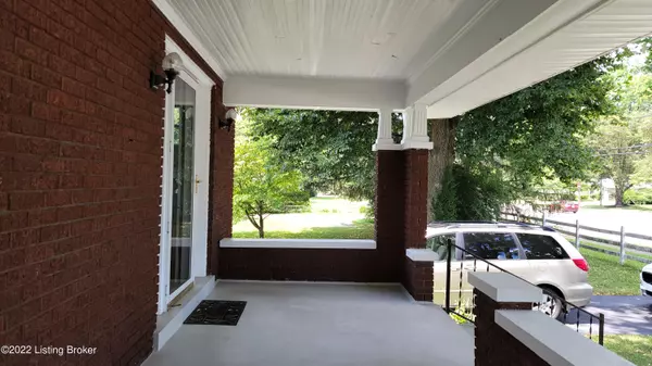 Louisville, KY 40220,3812 Taylorsville Rd