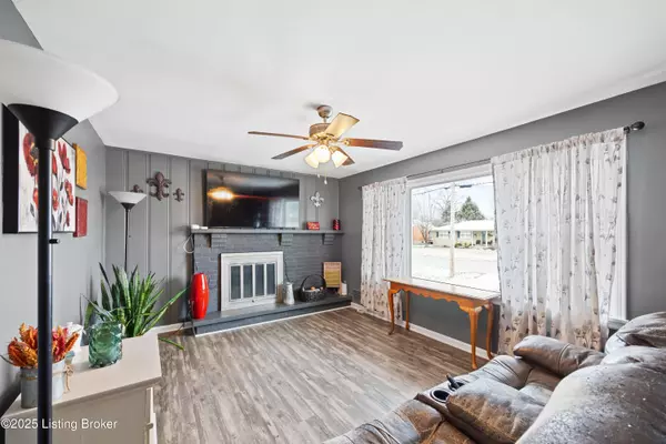 Louisville, KY 40228,7304 Tangelo Dr