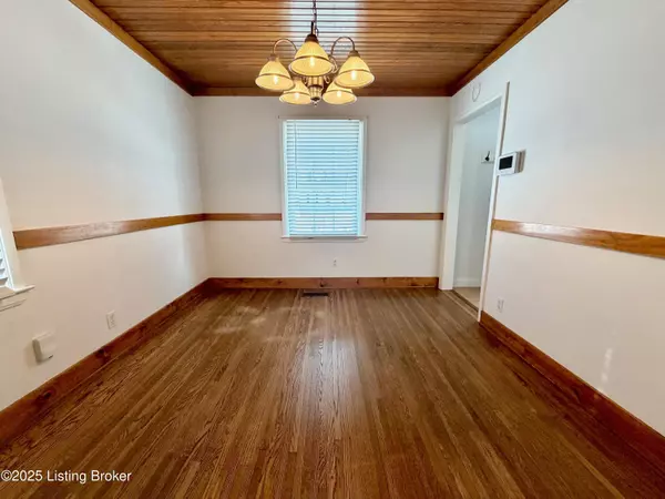 Louisville, KY 40222,628 Harris Pl