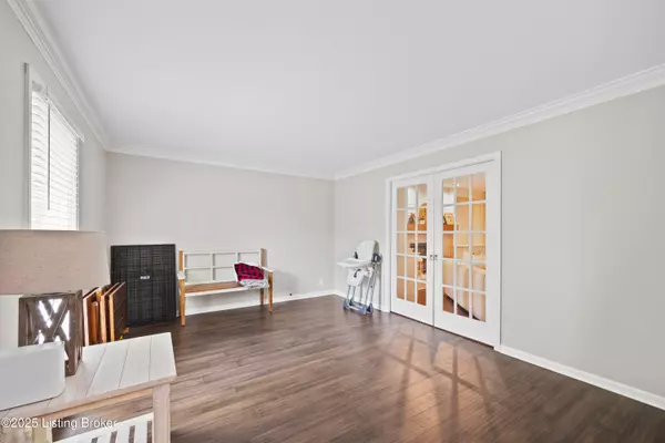 La Grange, KY 40031,5107 Glen Cove Rd