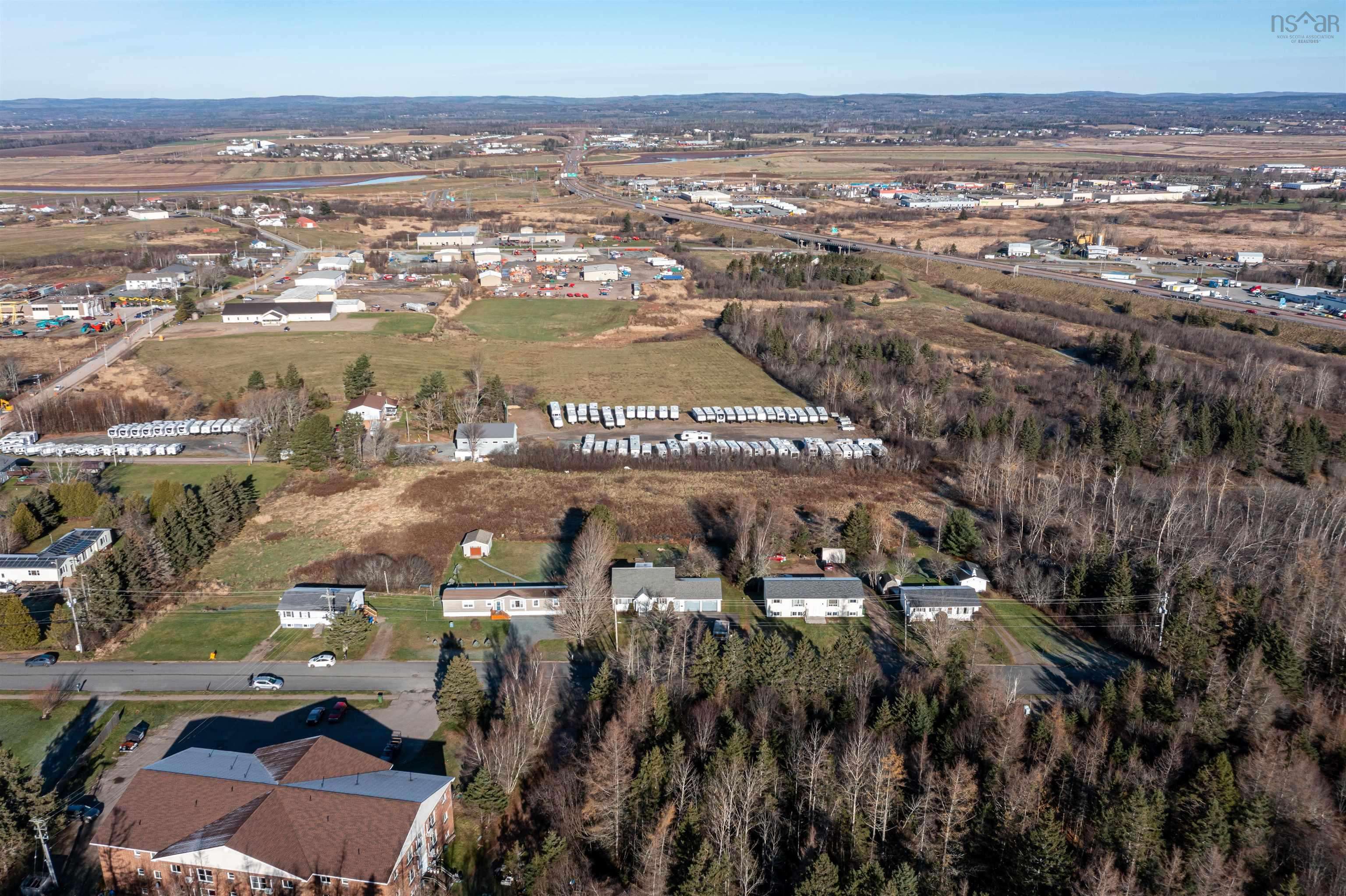 268 Parkwood Dr, Truro Heights, NS B6L 1P2