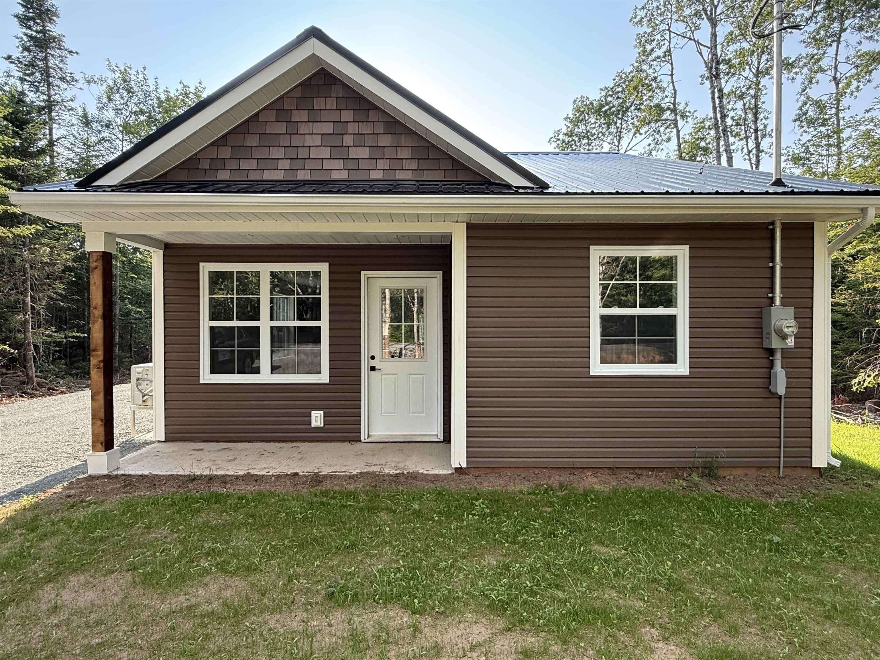 1557 Belmont Rd, Belmont, NS B0M 1G0