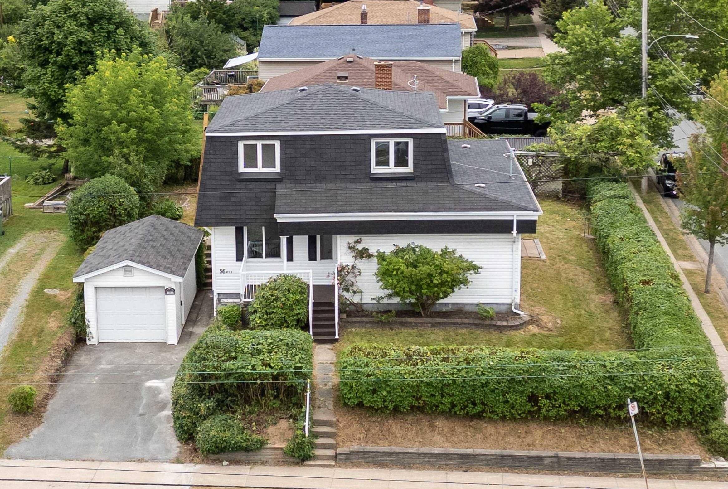 56 Woodland Ave, Dartmouth, NS B3A 3K1