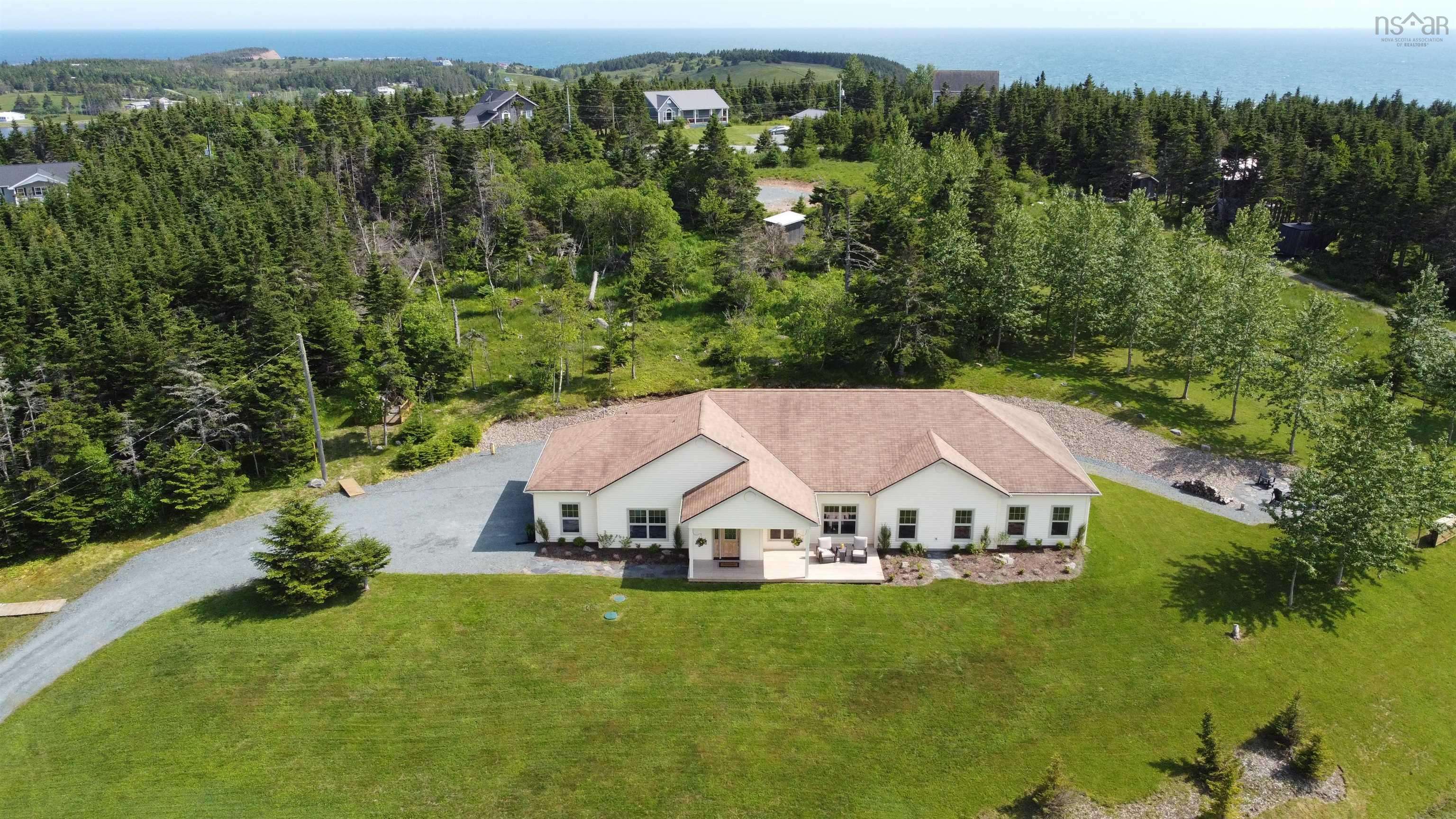 84 Oceanic Dr, East Lawrencetown, NS B2Z 1T6