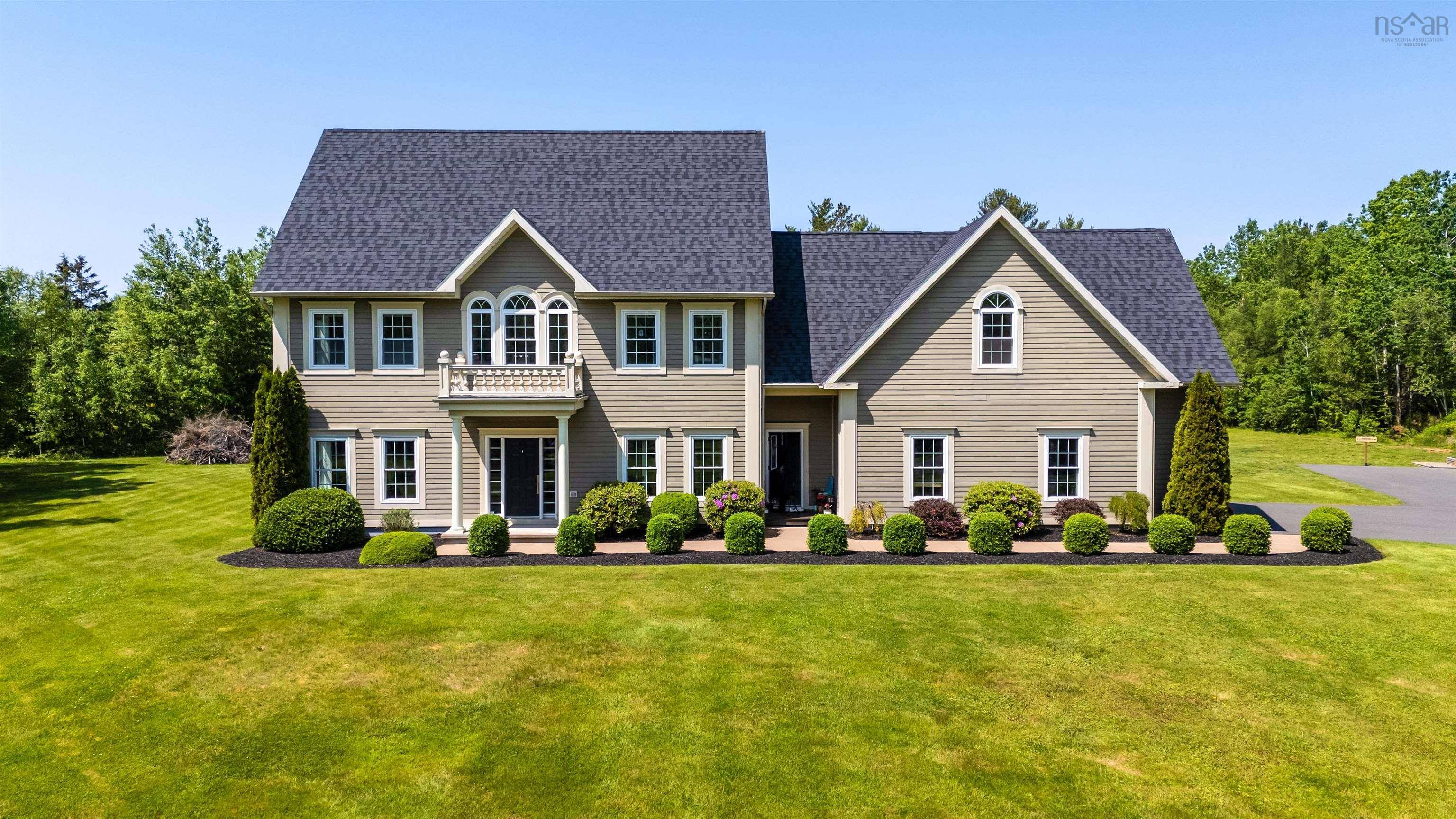 13697 Highway 1, Wilmot, NS B0P 1W0