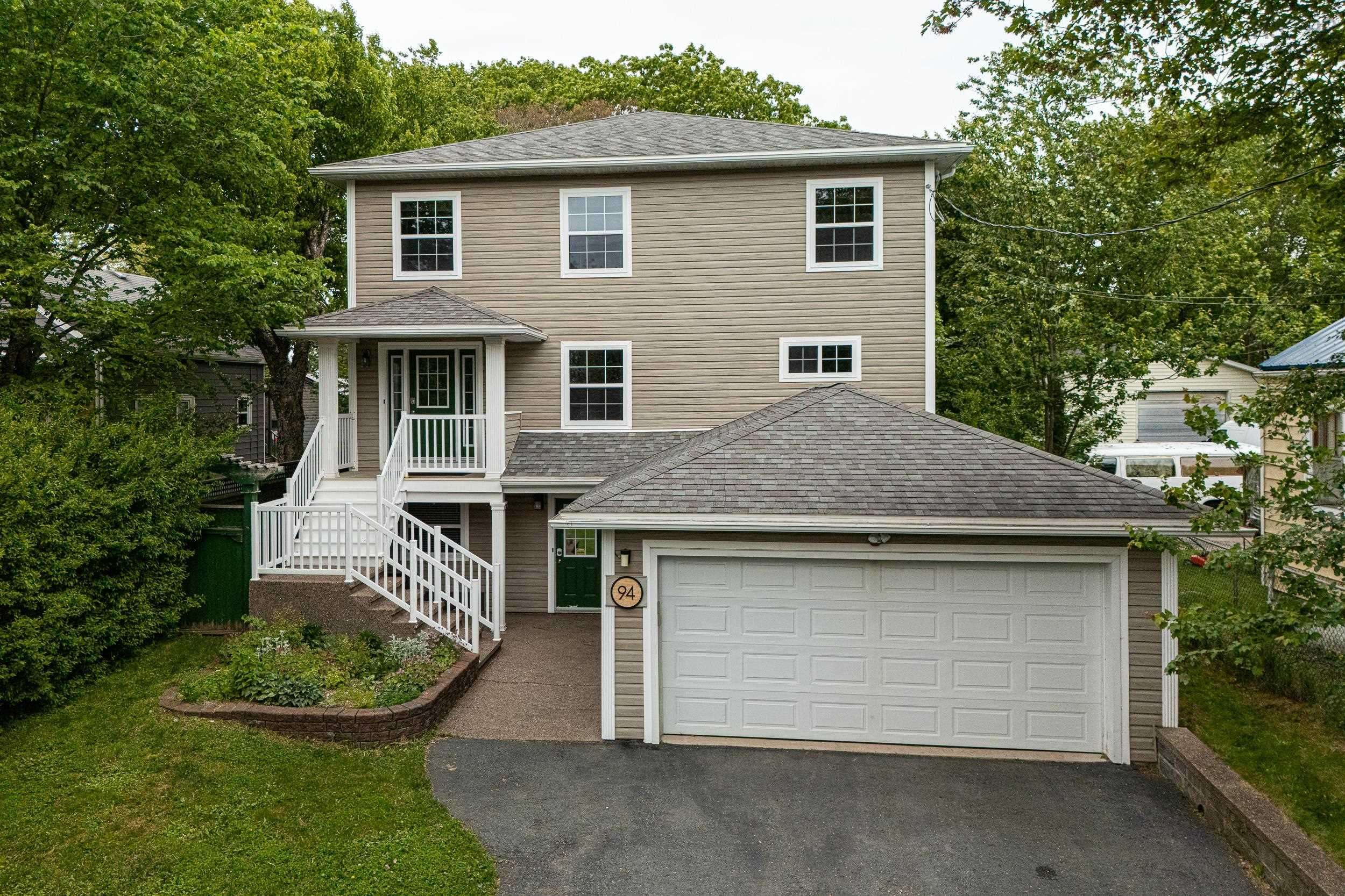 94 Herring Cove Rd, Halifax, NS B3P 1K4