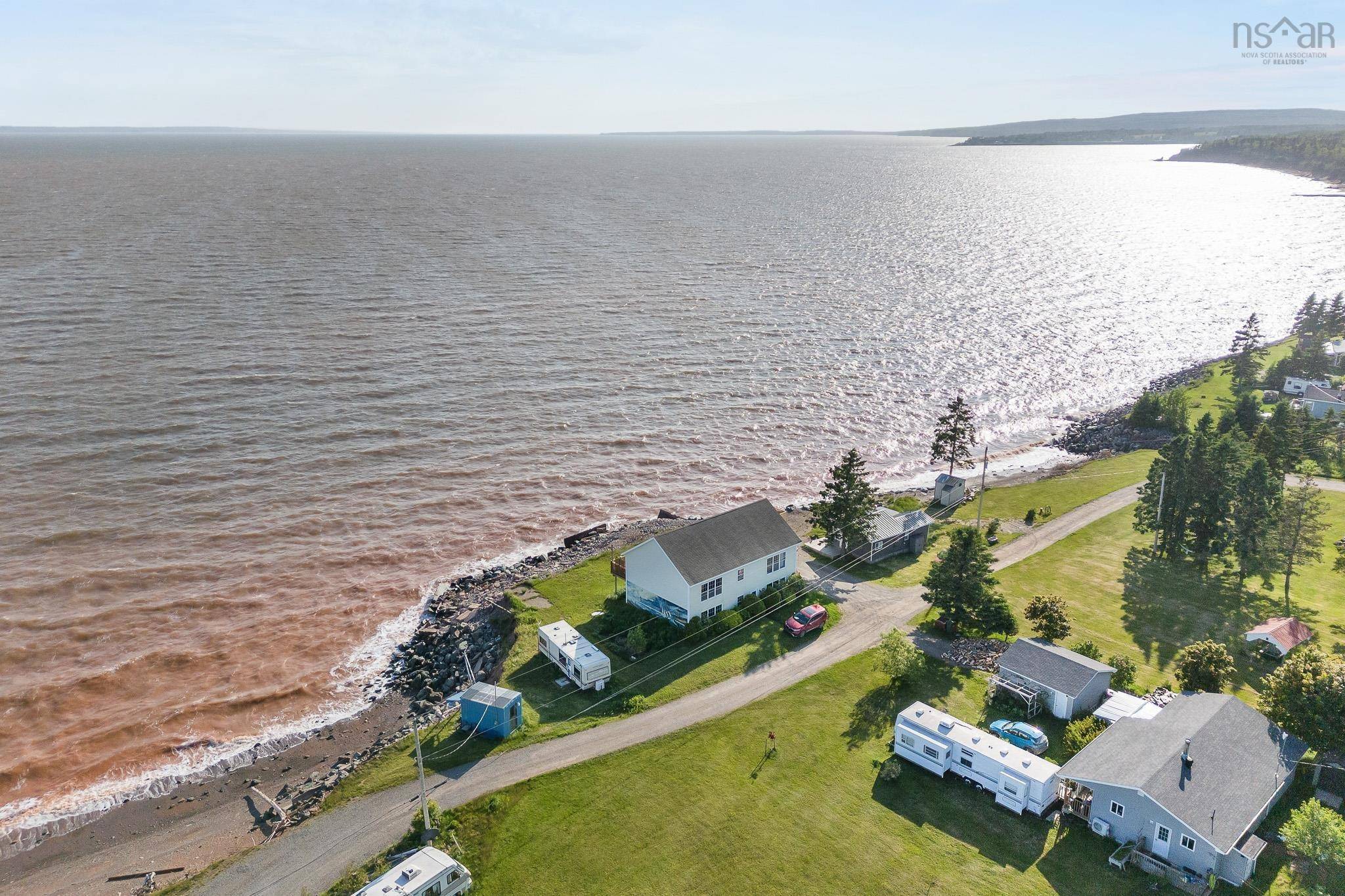 32 Evergreen Ct, Bass River, NS B0M 1B0