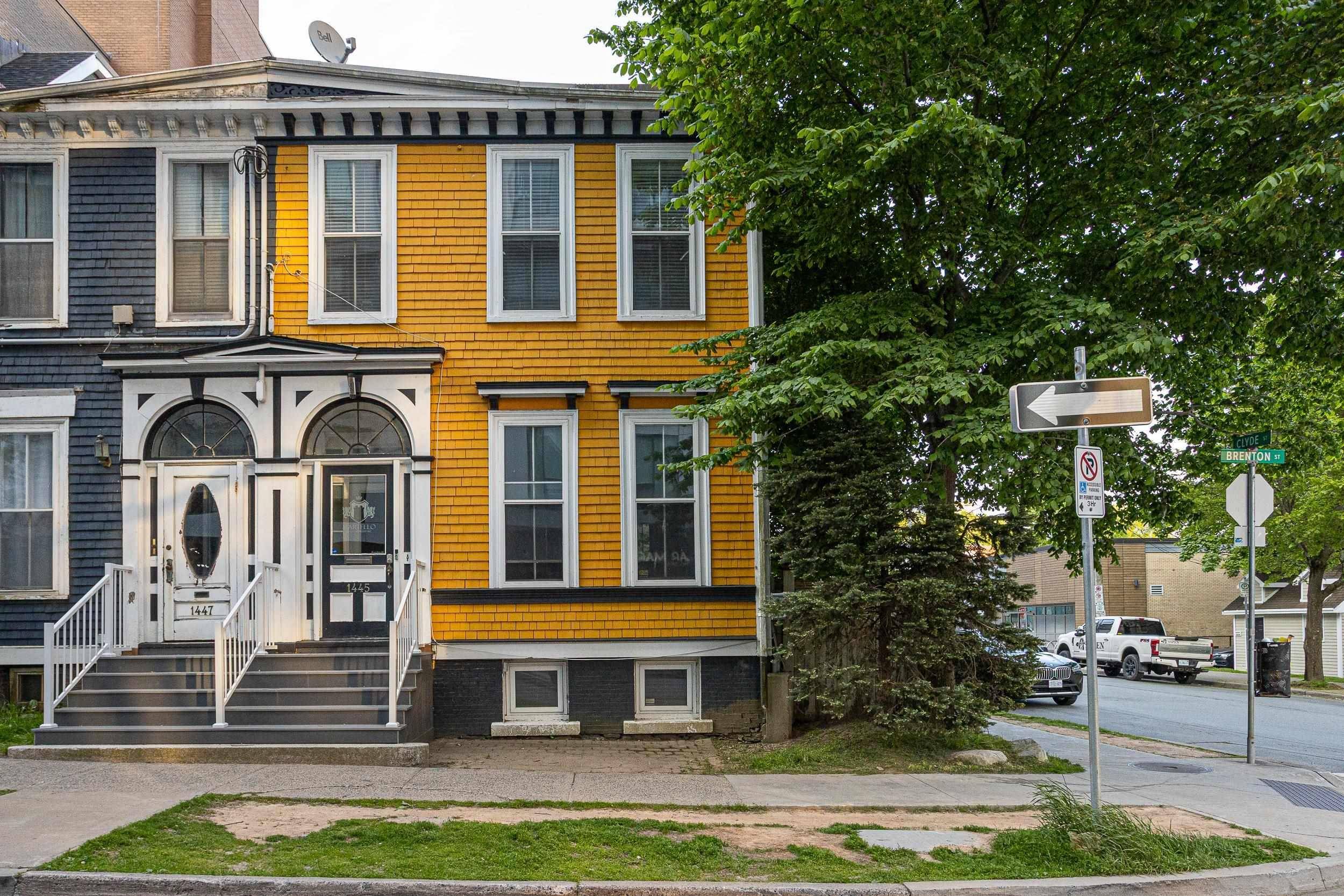 1445 Brenton St, Halifax, NS B3J 2K6