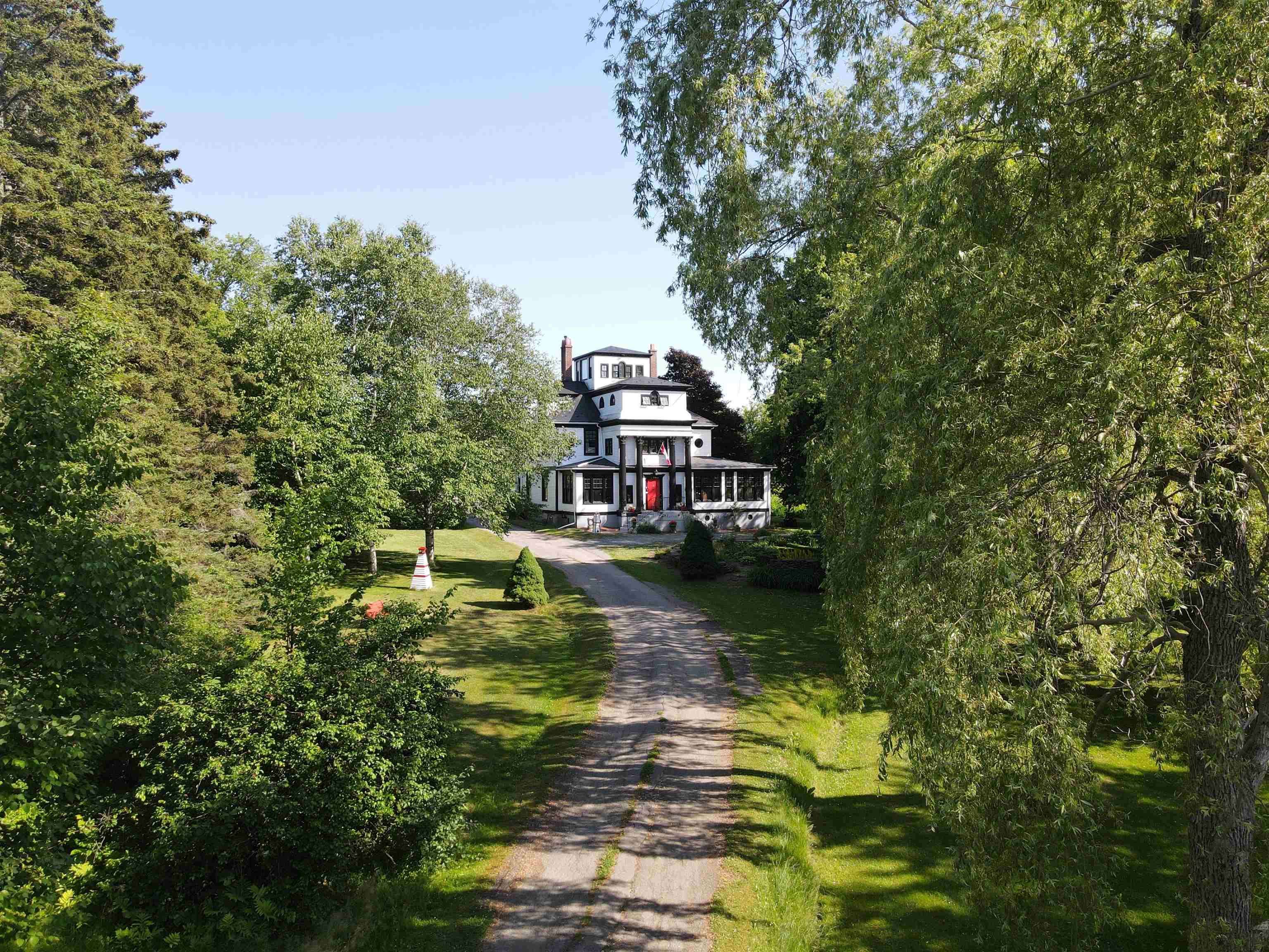 317 Church Rd, Little Bras D'or, NS B0E 3A3