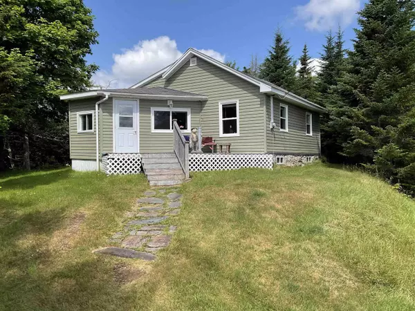 70 Gerrior Road, Larrys River, NS B0H 1T0