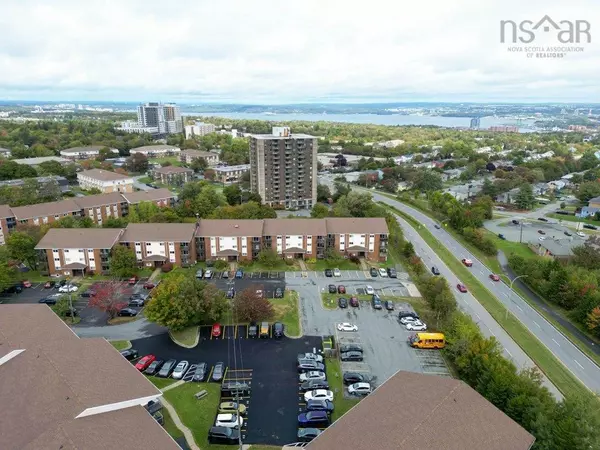 Halifax, NS B3N 3A3,38 Veronica Dr #402