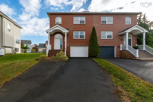 Halifax, NS B3S 1H5,14 Suffolk Close