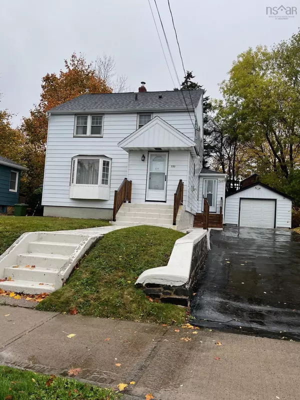 3381 Claremont St, Halifax, NS B3L 3L6