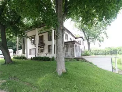 5753 Summit View Ct, Green Twp, OH 45247