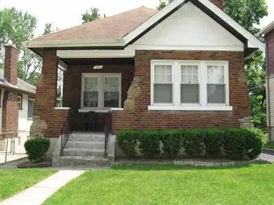 6813 Palmetto St, Cincinnati, OH 45227