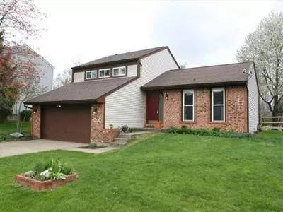 60 Fleming Rd, Wyoming, OH 45215