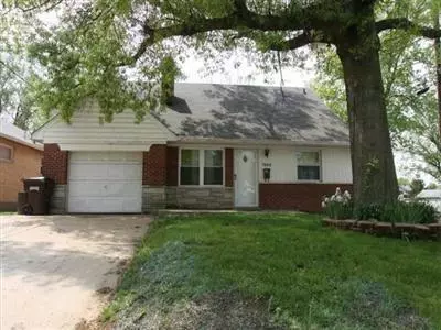 2412 Cedarville Rd, Wayne Twp, OH 45122