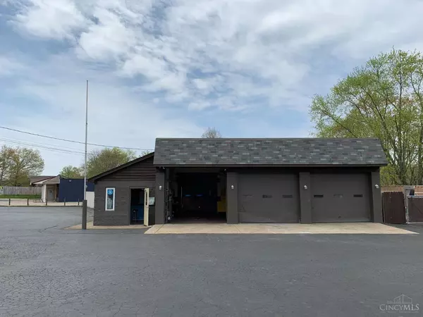 3180 Springdale Rd, Colerain Twp, OH 45251