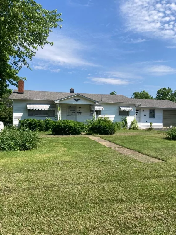 924 Cosby St, West Union, OH 45693