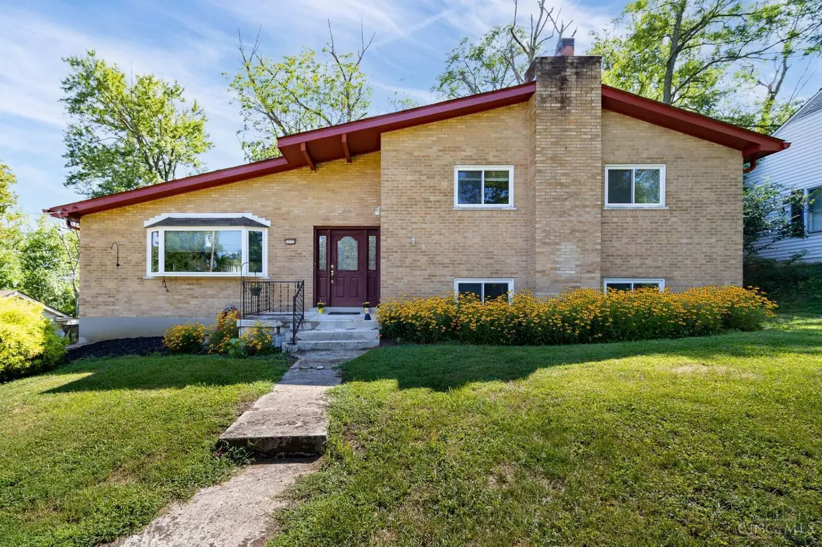 Springfield Twp., OH 45231,1015 Newcastle Dr