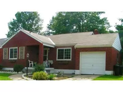 1279 Autumn Run Dr, Hamilton Twp, OH 45039