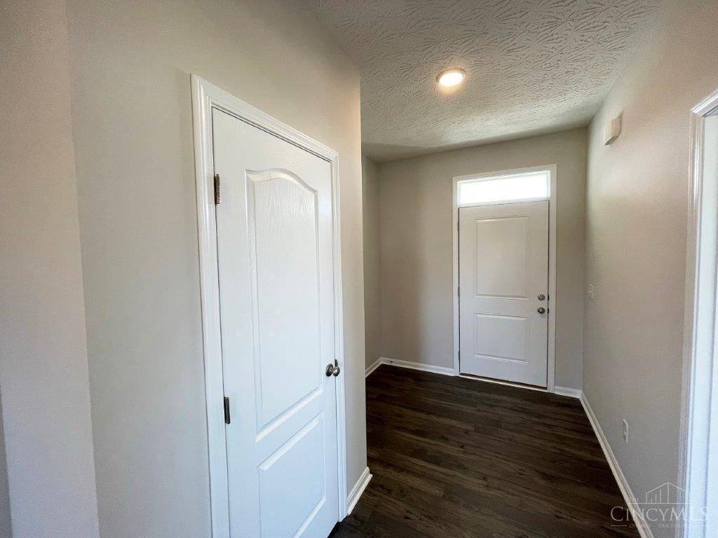 Carlisle, OH 45005,1408 Edinburg Ct