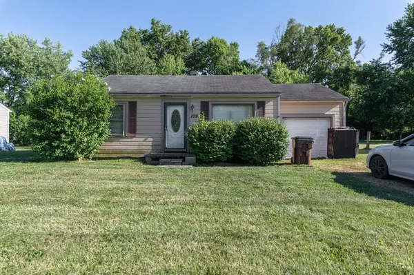 109 Montgomery Ave, Carlisle, OH 45005