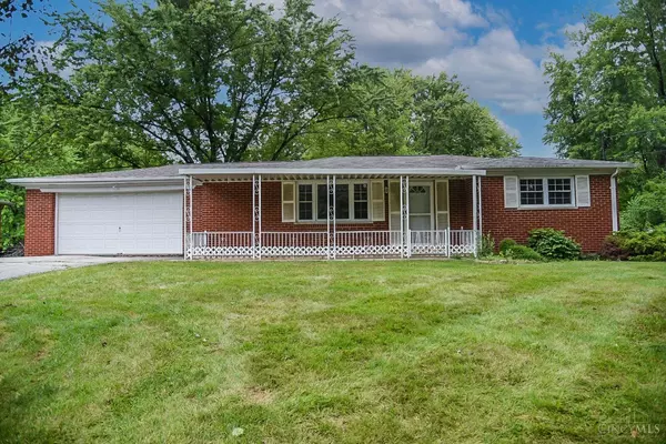 1162 Deblin Dr, Miami Twp, OH 45150