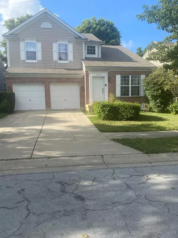 2484 Oaktree Pl,  Cincinnati,  OH 45238