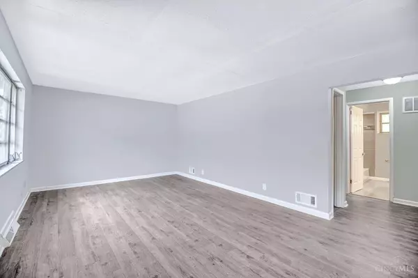 Cincinnati, OH 45214,1920 Grand Ave