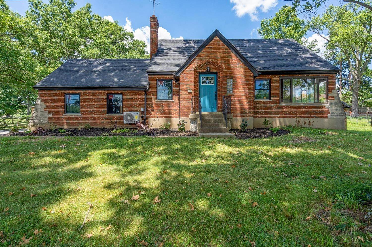6032 Bridgetown Rd, Green Twp, OH 45248