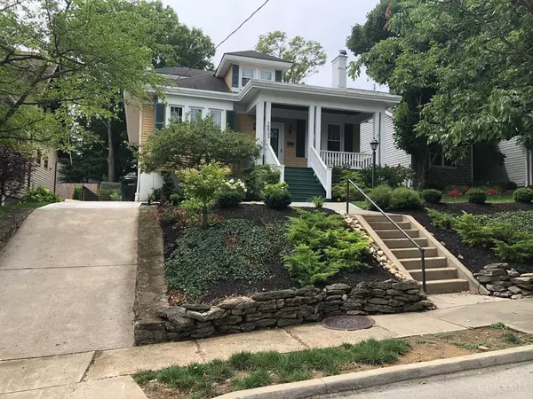2839 Victoria Ave, Cincinnati, OH 45208