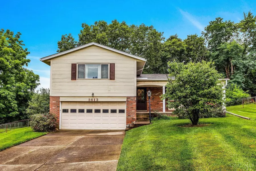 1613 Jefferson Ct, Fairfield, OH 45014