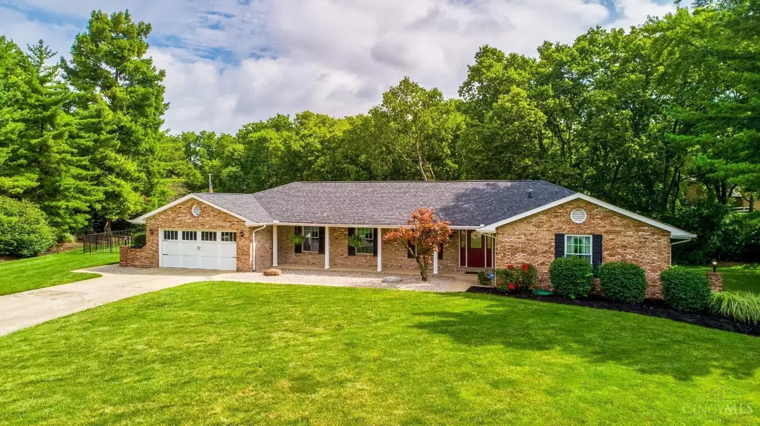 6860 Dimmick Ct, West Chester, OH 45069