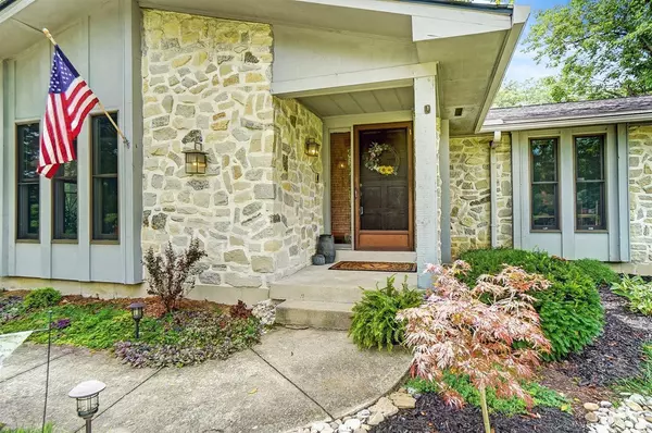 Montgomery, OH 45242,10201 Glenash Ct