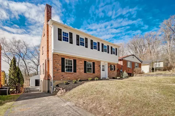 Mariemont, OH 45227,3919 Pocahontas Ave