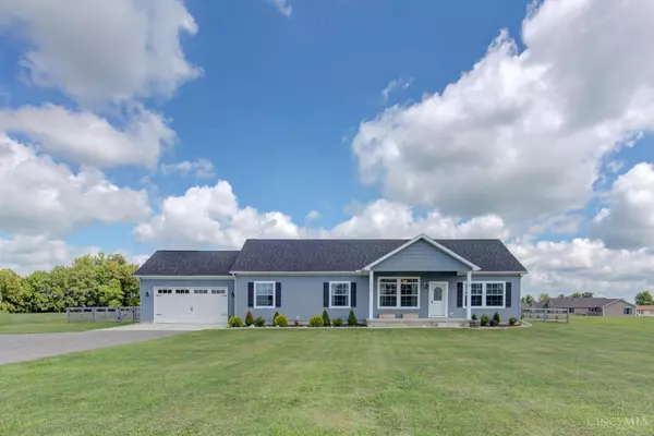 296 Raycon Dr, Union Twp, OH 45177