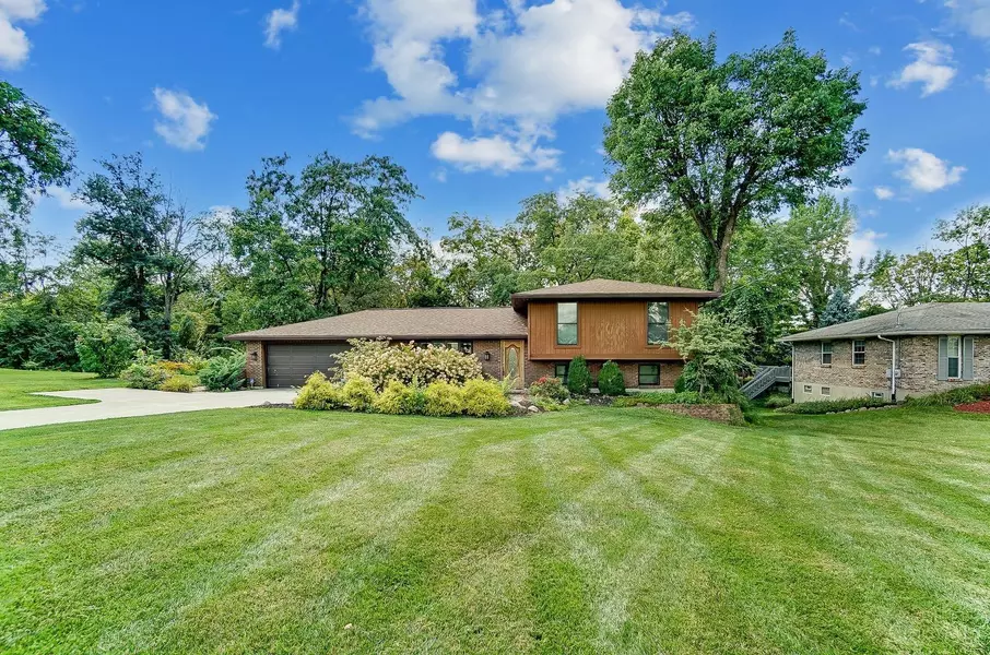 5813 Green Crest Dr, Fairfield Twp, OH 45011