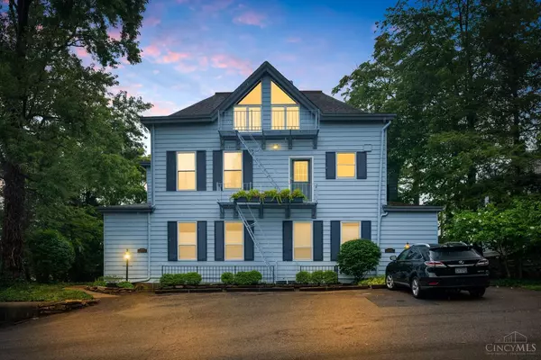 3248 Columbia Pkwy #5, Cincinnati, OH 45226