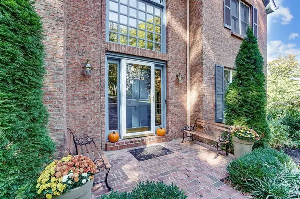 Anderson Twp, OH 45230,7063 Stonington Rd