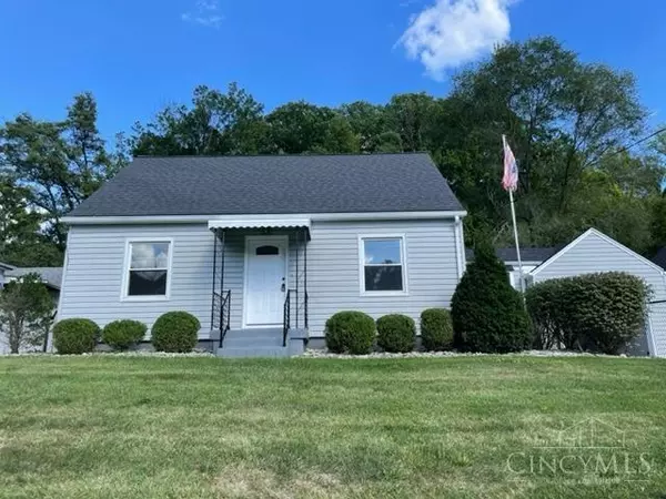 6304 Stewart Rd, Silverton, OH 45227