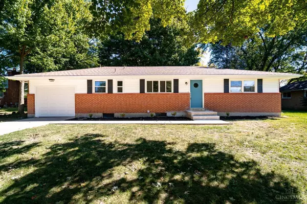 5080 Durwood Rd, Washington Twp, OH 45429