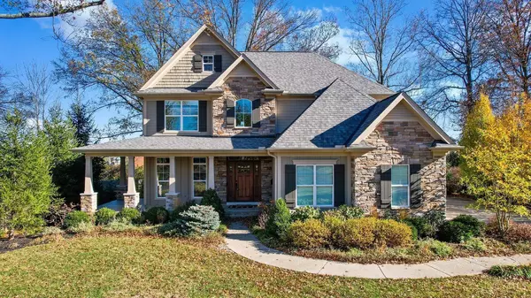 9860 Tollgate Ln, Montgomery, OH 45242