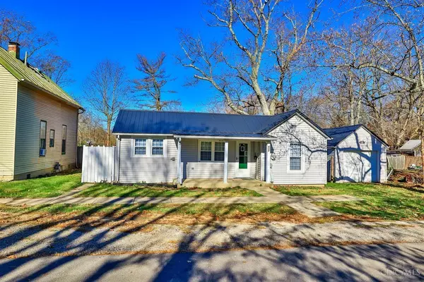 607 Baldwin St, Blanchester, OH 45107