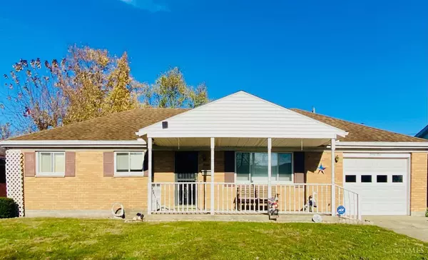 34 Eden Ave, Sabina, OH 45169