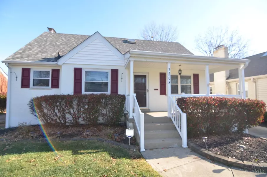 7208 Silver Crest Dr, Sycamore Twp, OH 45236
