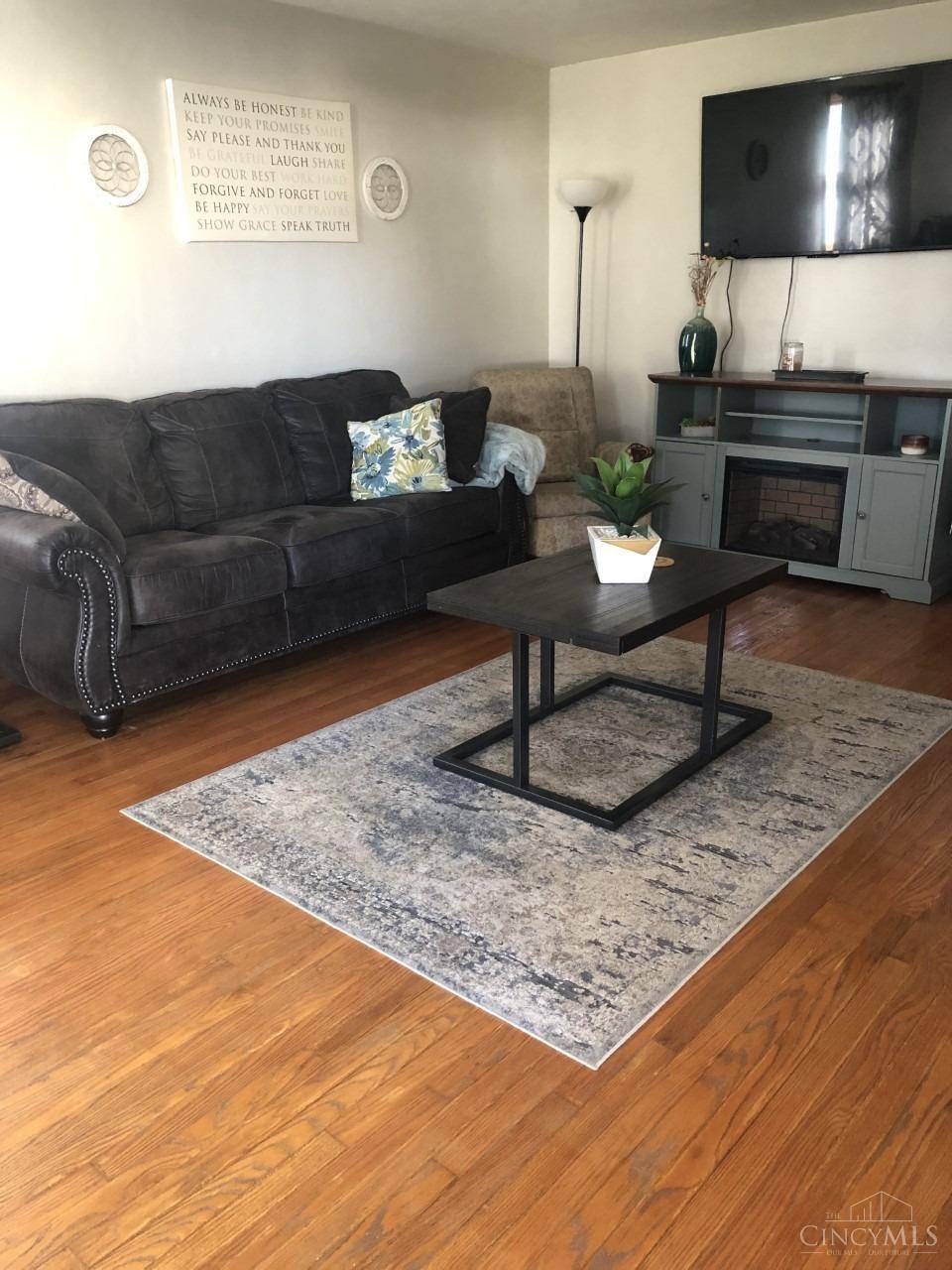 Greenfield, OH 45123,852 Lafayette St
