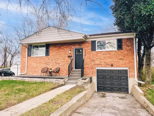 2200 Varelman Ave, Norwood, OH 45212